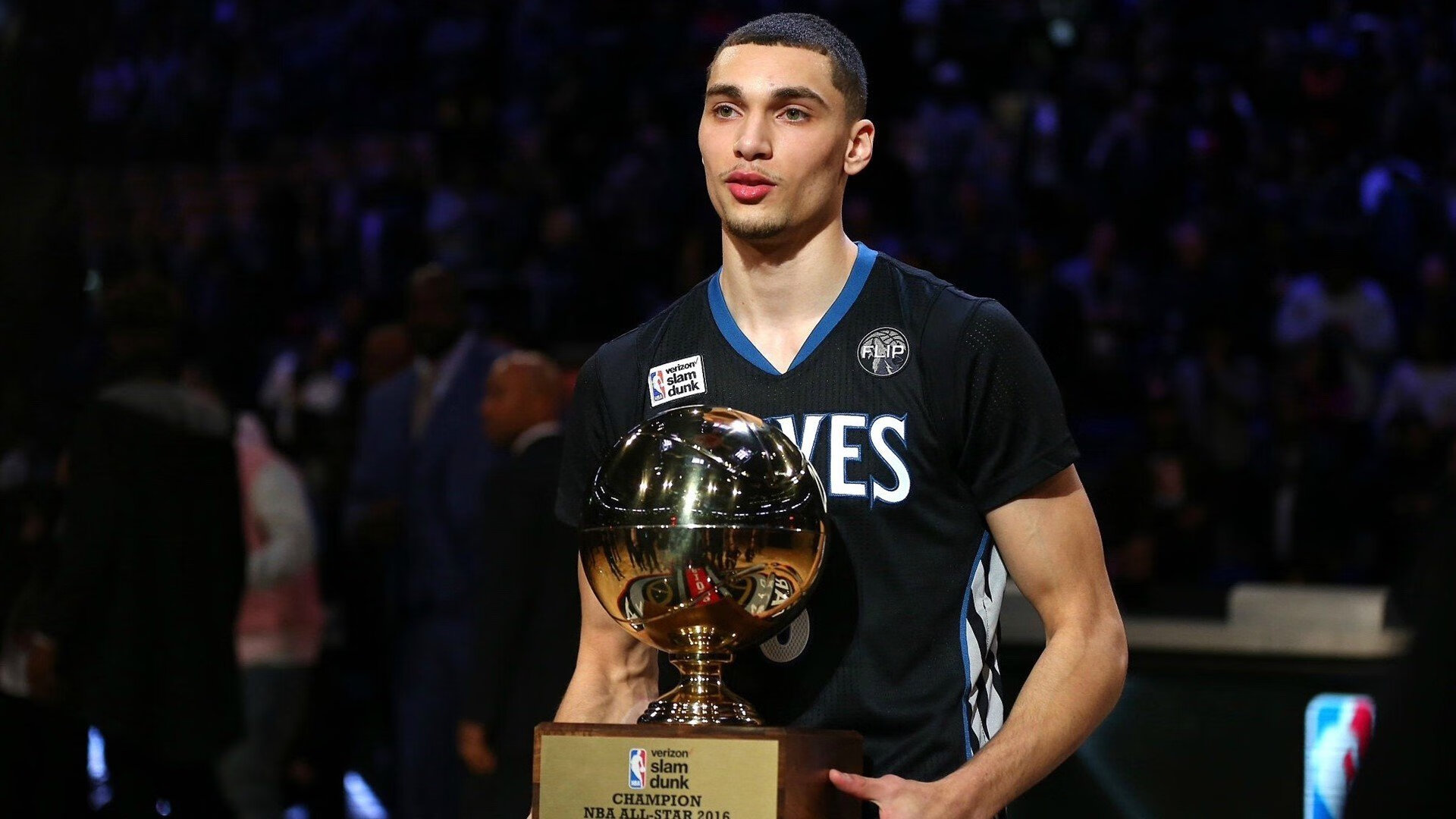 拼搏的信念撑起中国篮球梦,篮球运动拼搏精神